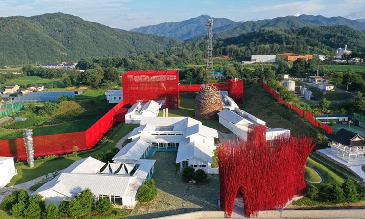 젊은달 와이파크